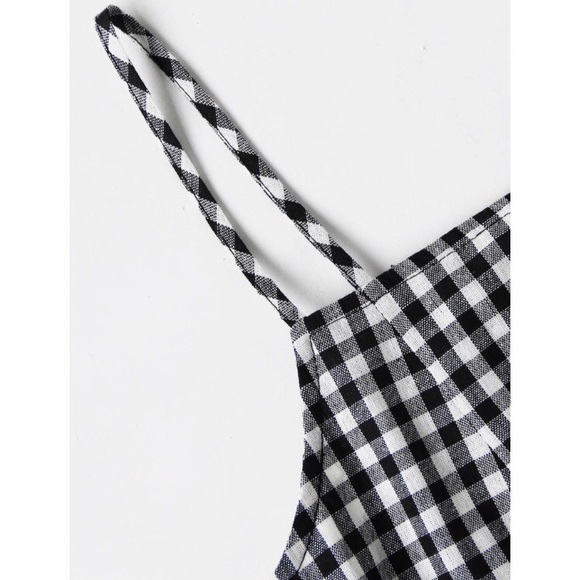 🖤 Checkered Spaghetti Strapped Dress - Picture 2 of 4
